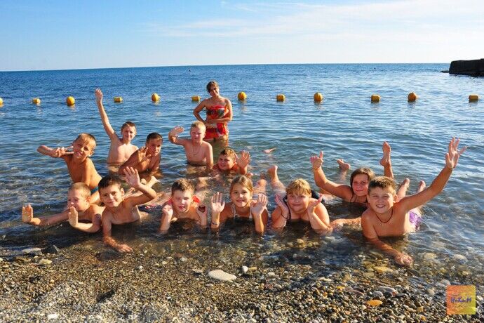 Детский лагерь Морская волна Джубга